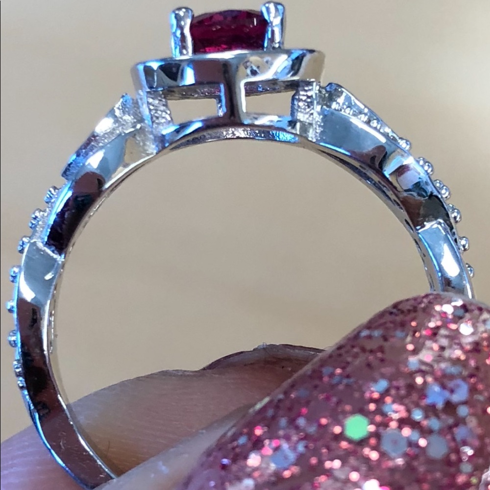 💍Alluring Looker💍 - Picture 5 of 5